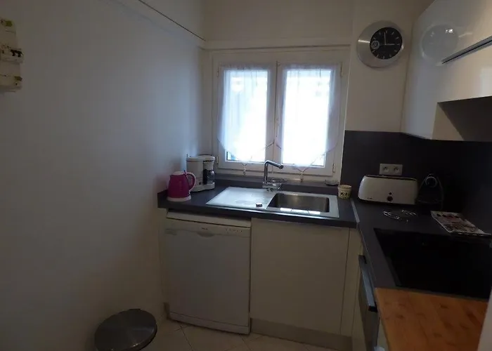 Апартаменты Ferrie Канны