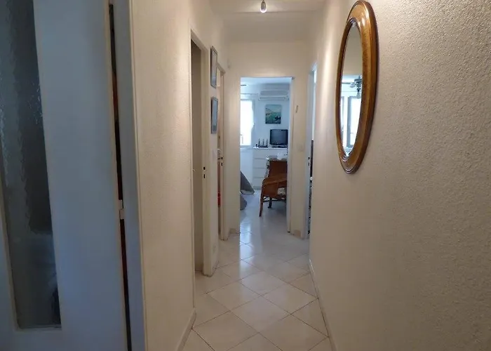 Ferrie Apartman