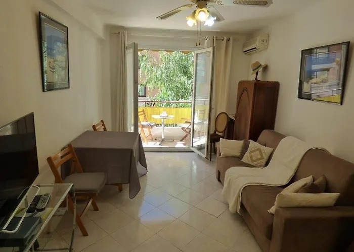 Ferrie Apartman Cannes